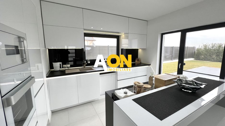 Casa individuala superfinisata, 3 camere, 2 bai,  500mp teren - Poză 4