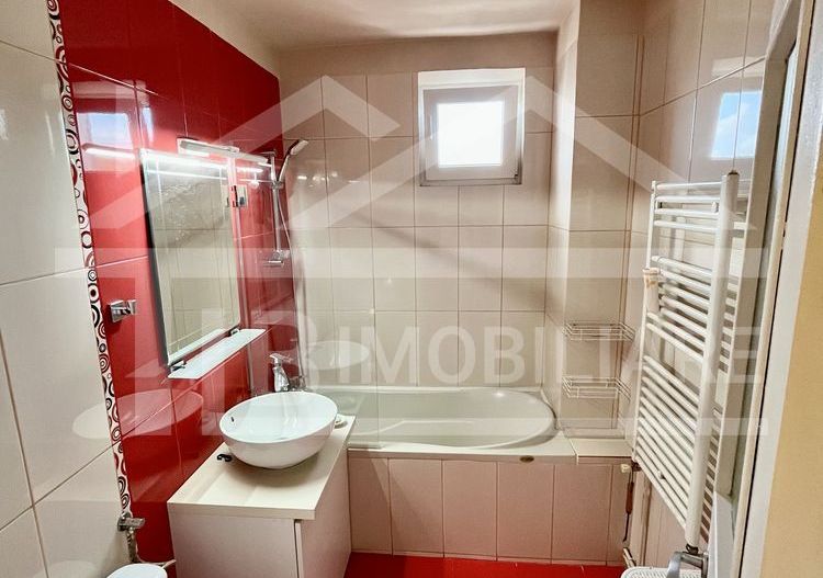 Apartament cu 3 camere, 70 mp, decomandat, Zona Fortuna - Poză 5