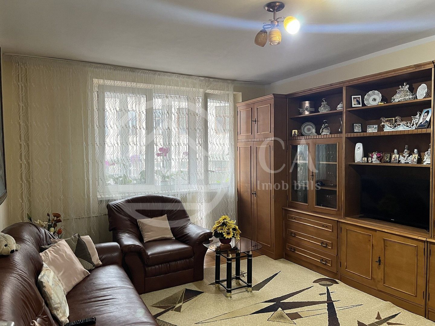 Apartament cu 3 camere de inchiriat zona Centrala Oradea - Poză 2