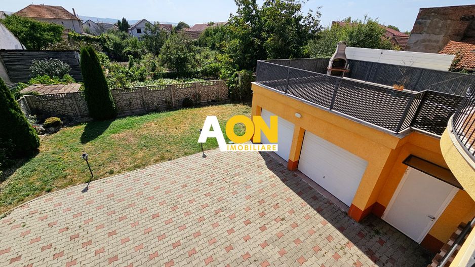 Casa 7 camere, garaj dublu, finisaje lux, 629 mp teren,zona Prefectura - Poză 2