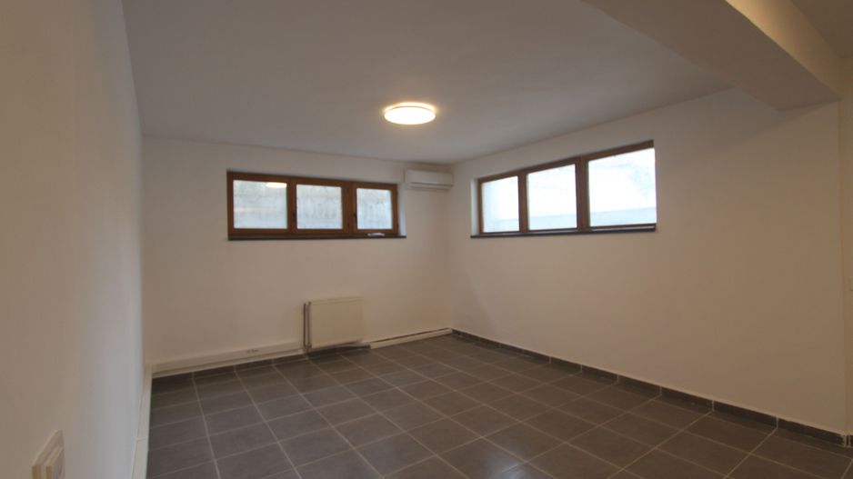 Spatiu birouri D+P - 289mp - zona Rebreanu - Poză 12