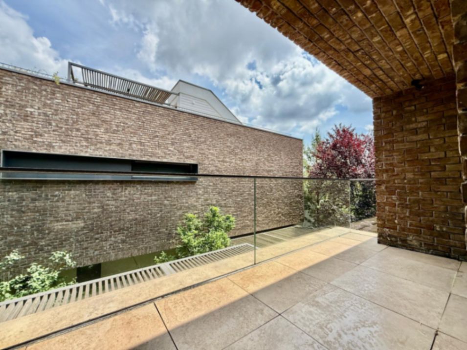 Refined Luxury Residence | Exclusive Villa with Private Spa - Poză 16