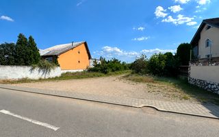 Teren intravilan | De vanzare | 2200 mp | 20 ml deschidere | Cetate - Poză 3