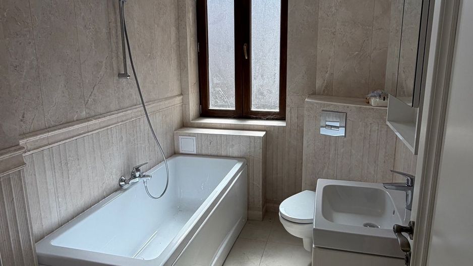 Superb pentru cunoscatori Calea Calarasilor cu centrala - Poză 22
