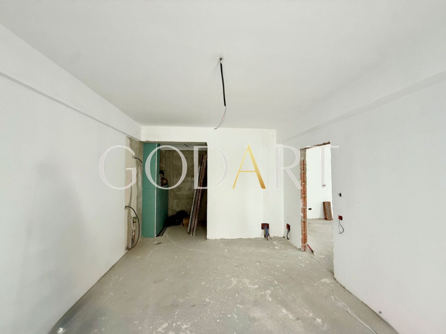 Apartament 3 camere | Curte | Singur pe etaj - Poză 3