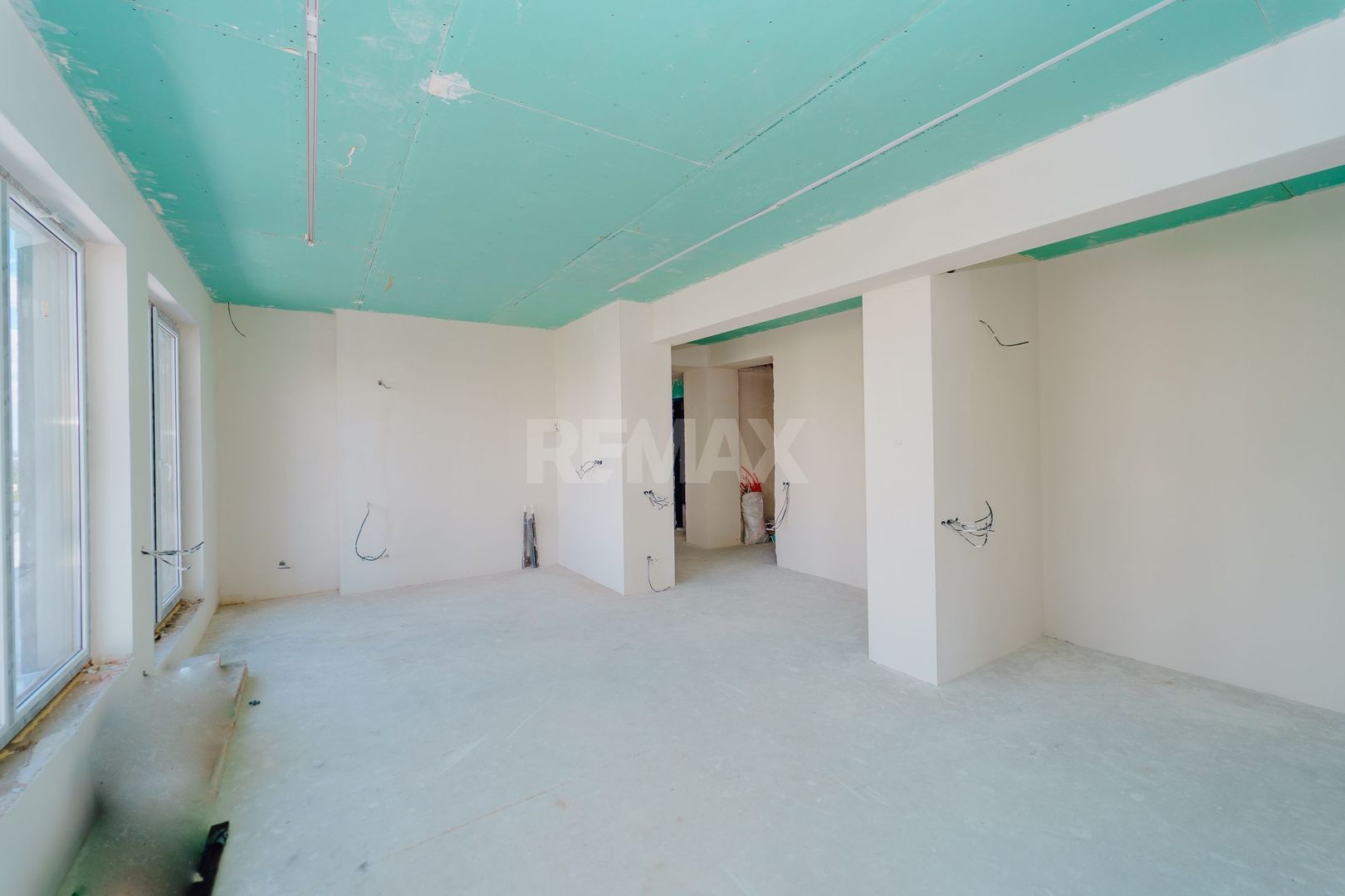 Penthouse 219,6 m² în Buiucani | Terase generoase | Lift direct - Poză 8