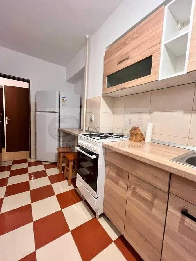 Apartament 1 camera CUG BULEVARD - 350 EURO - Poză 2