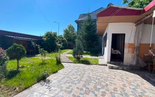 Două case în aceeași curte de vanzare - Poză 5