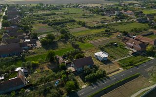 Casă cu 4 camere în Sânpetru German, Secusigiu - Poză 21