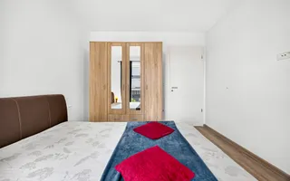 Studio modern | Kasper Coresi | Parcare & boxă - Poză 11