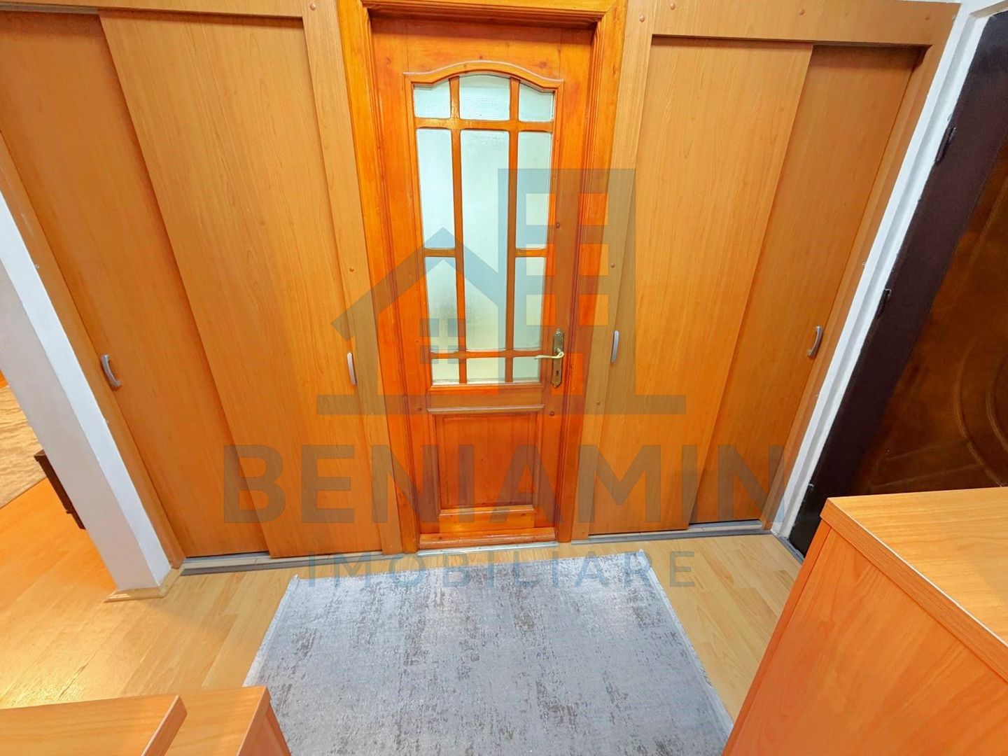 3 camere decomandat Mcdonalds 66mp etaj 2 centrala proprie - Poză 6