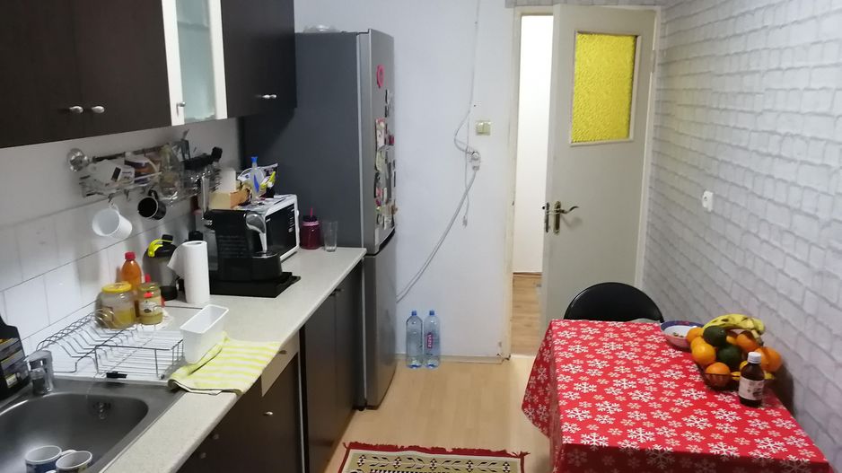 Tractorul 3 camere, situat in  zona Peny. - Poză 11