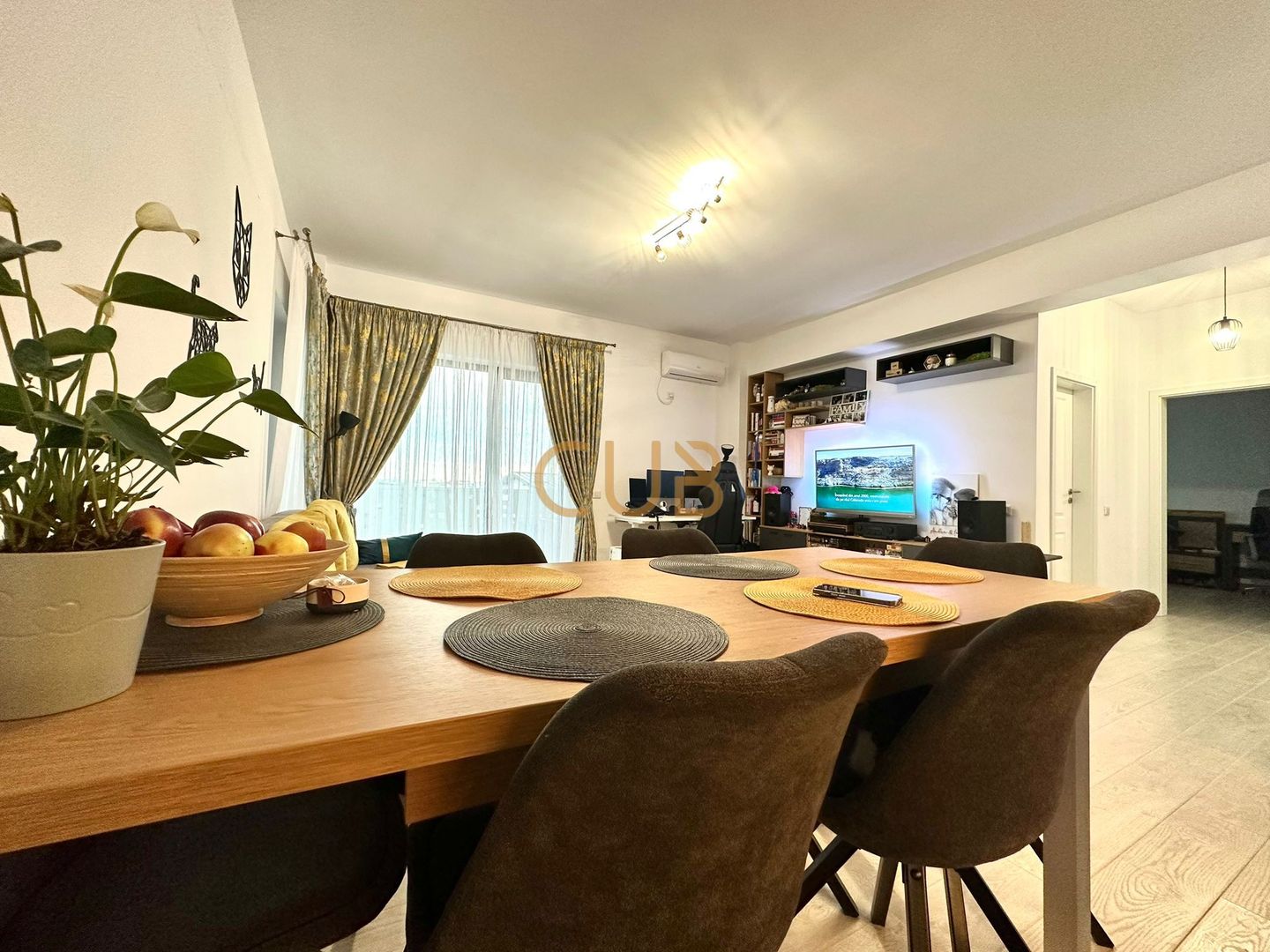 FUTURE RESIDENCE - 2cam DEOSEBIT complet mobilat+utilat| piscina,lift - Poză 7