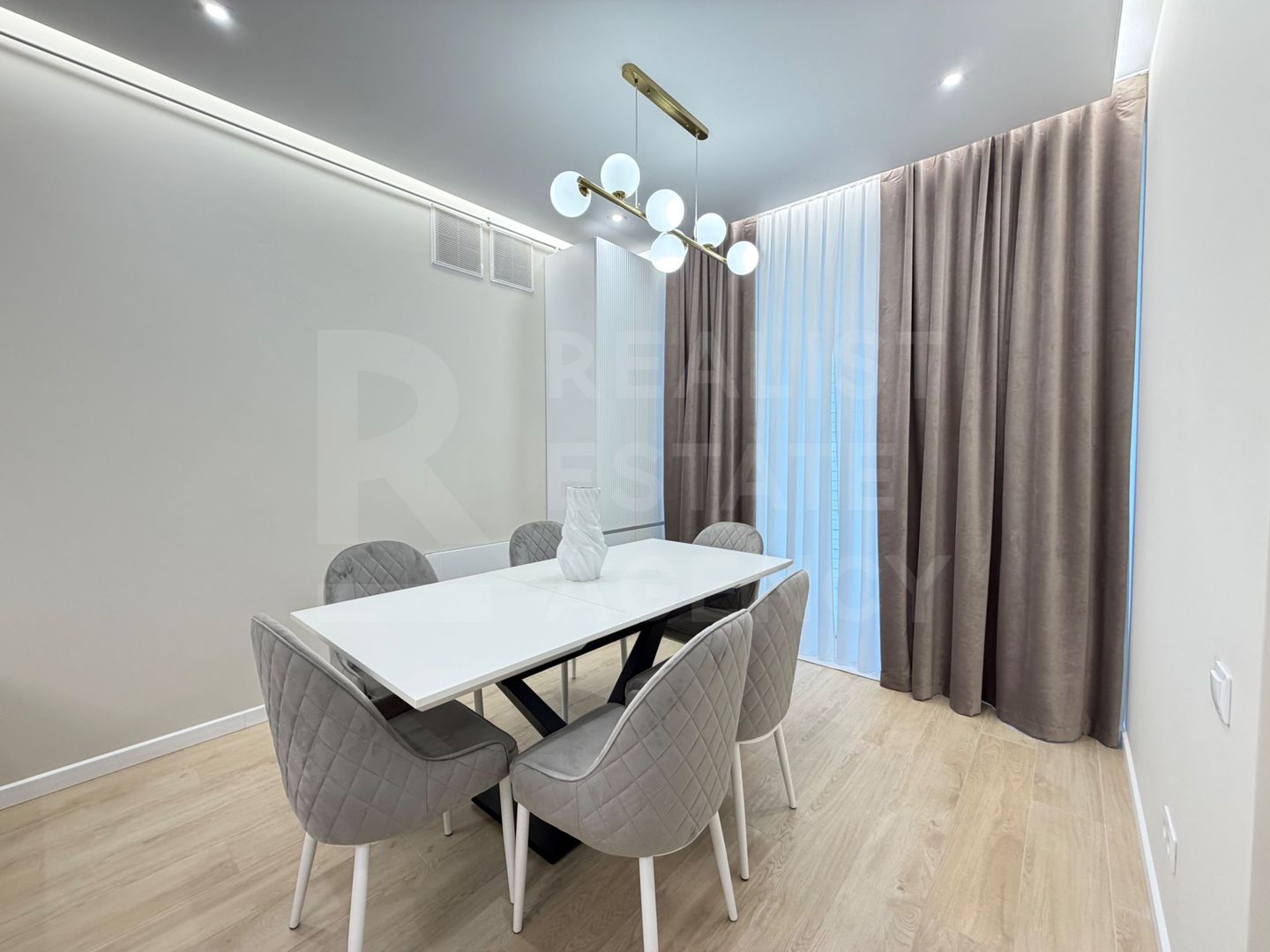 Chirie, duplex zona Port Mall - Poză 3