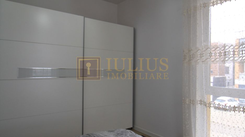 3 camere, balcon spatioas, 1 loc de parcare. Str Rozelor/Dumbravita. - Poză 12