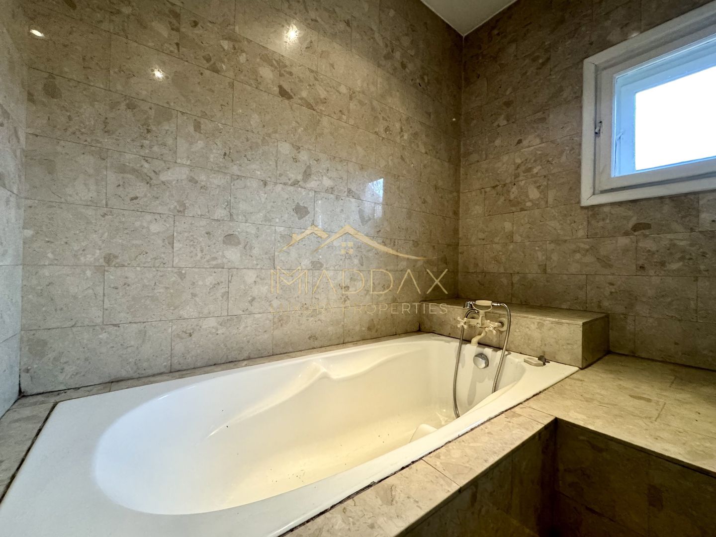 Vila Impresionanta *503mp* TEREN *577mp* // Zona Casin - Poză 50