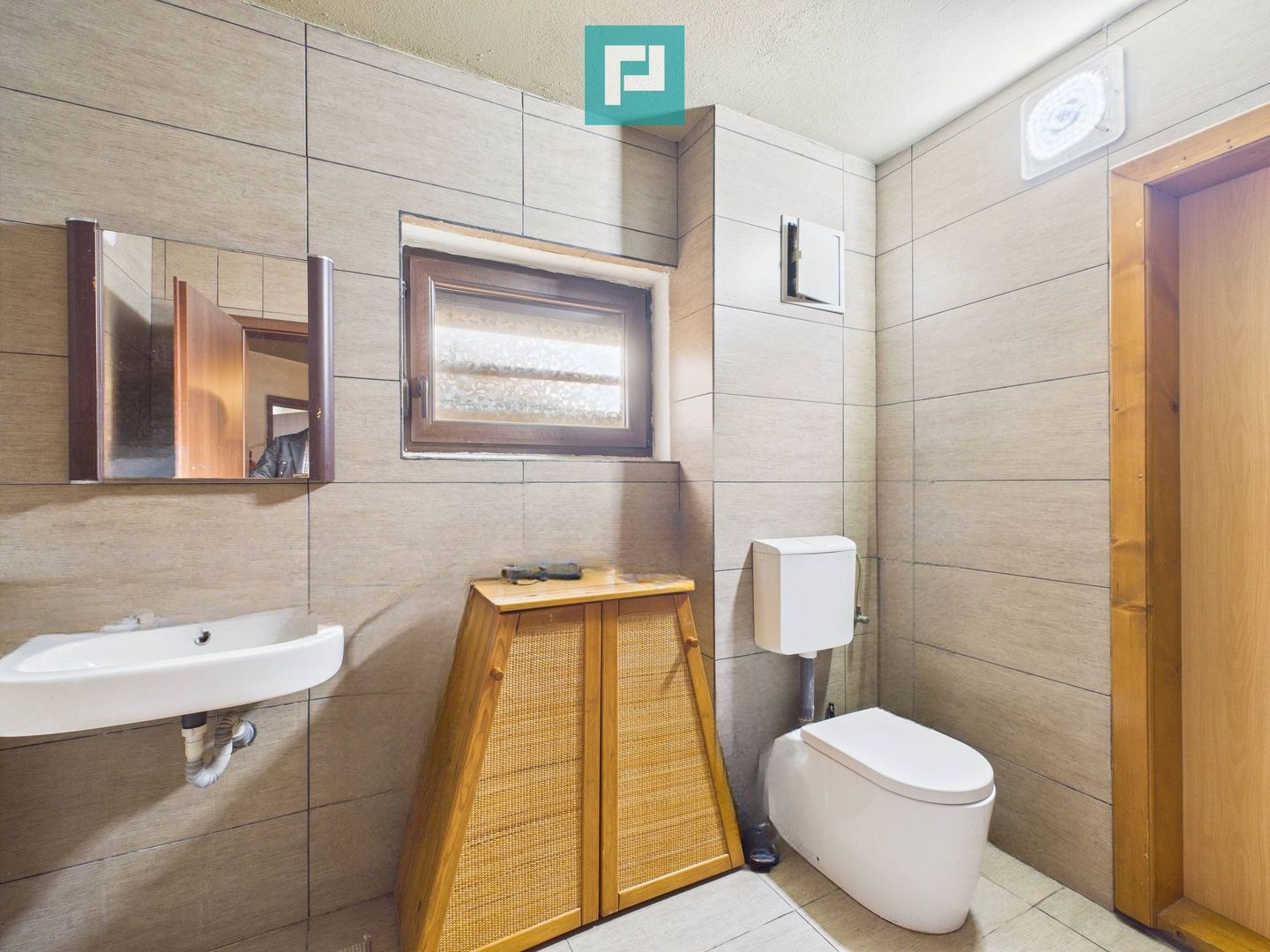 Două locuințe individuale pe 512 mp –  in GIROC - Poză 15