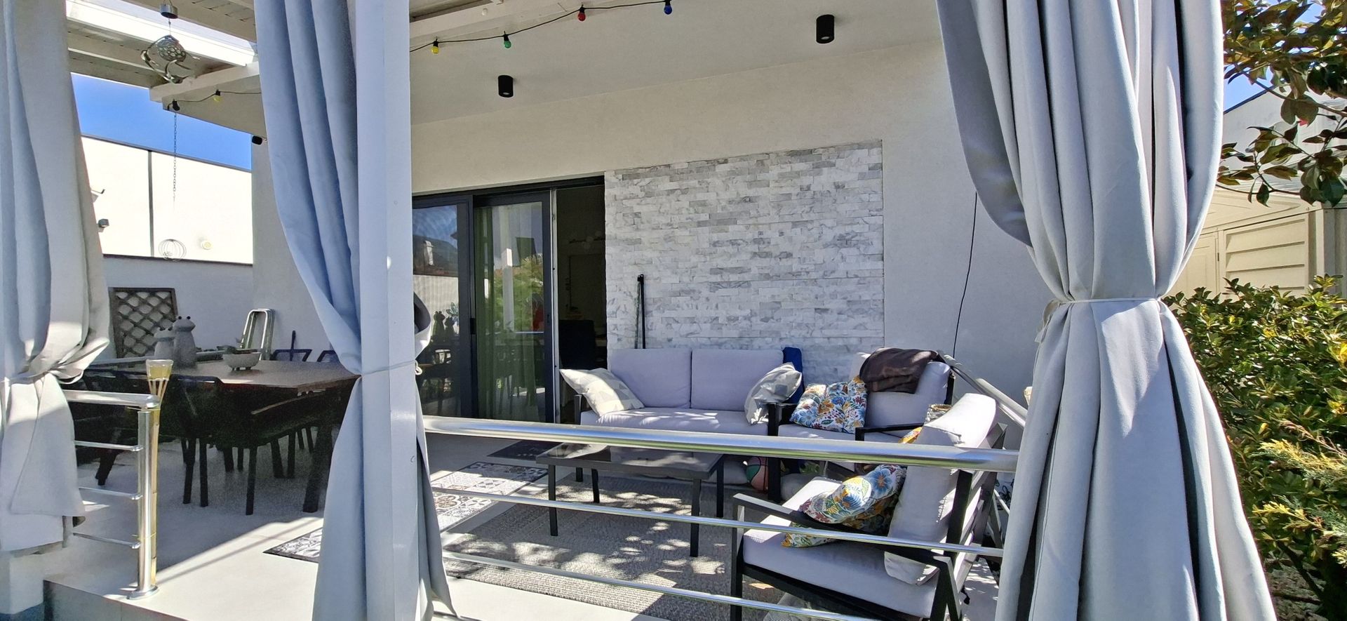 Locuinta parter mobilata si utilata cu jacuzzi - Poză 37