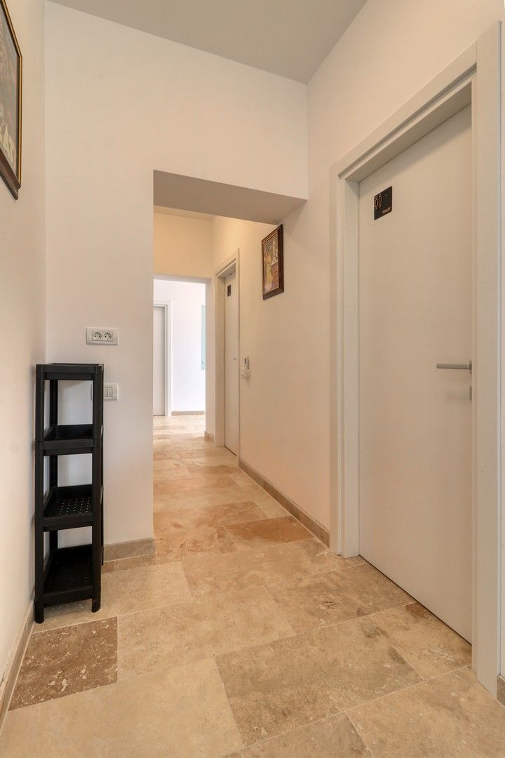 Corbeanca Business Center P+1+M | 19 camere | 400 mp utili/ 8 parcari - Poză 14