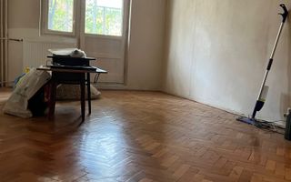 2 camere | etaj 1 | centrala proprie | 2 balcoane | zona excelenta - Poză 2