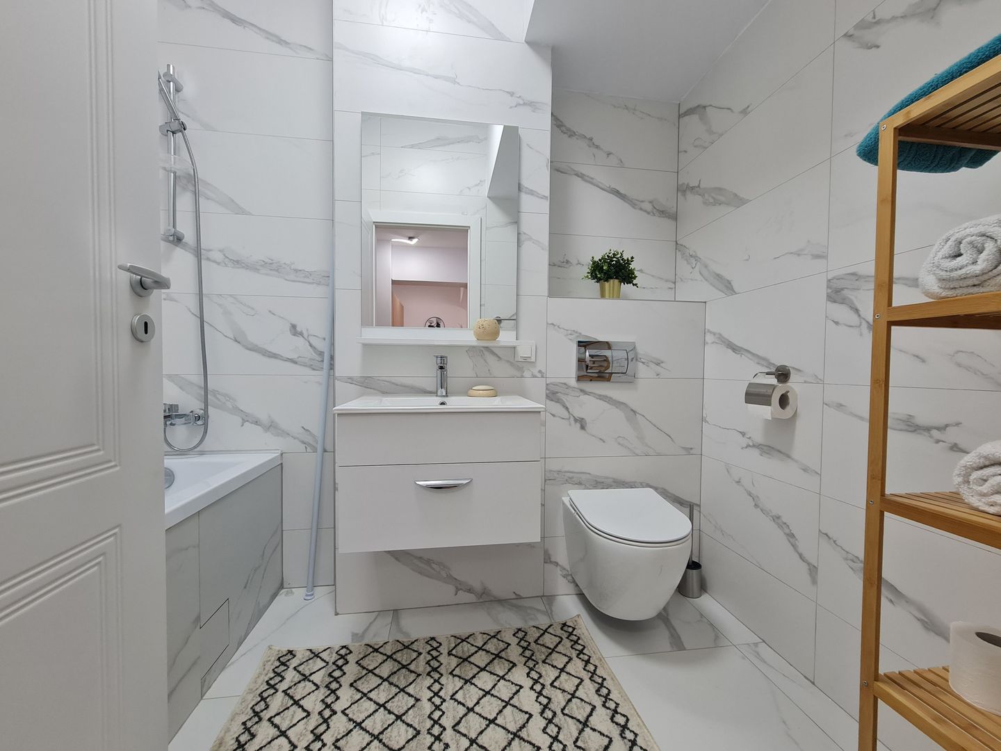 2 camere | 12 mp terasa | etaj 7 | rondul OMV Pipera | Parcare - Poză 5