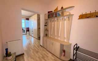 3 camere | 61 mp | Etaj 1 | Mobilat complet | Gata de mutat | Strand - Poză 13