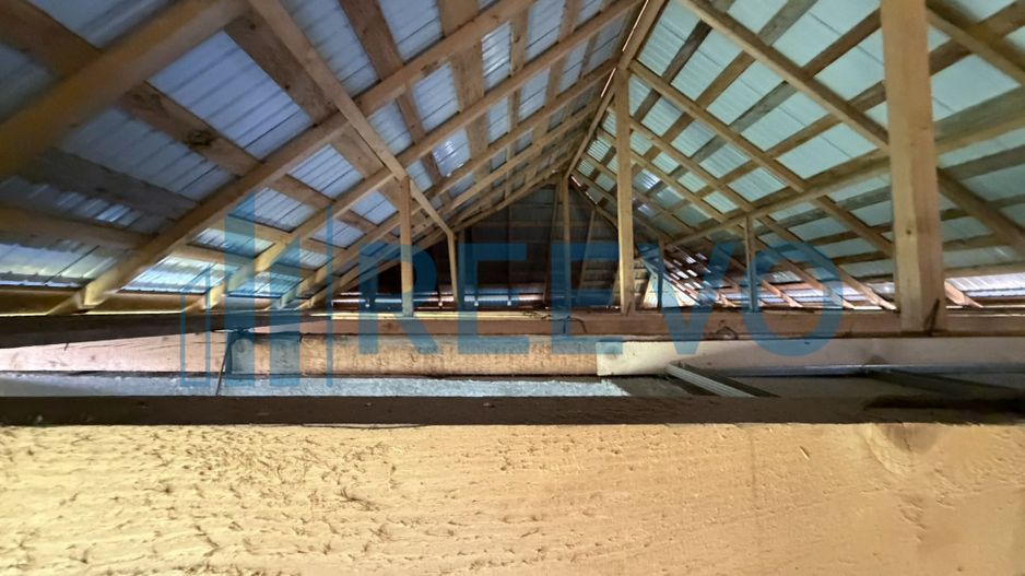 Casă Sat. Drăgești, Comuna Dămienști - Poză 18