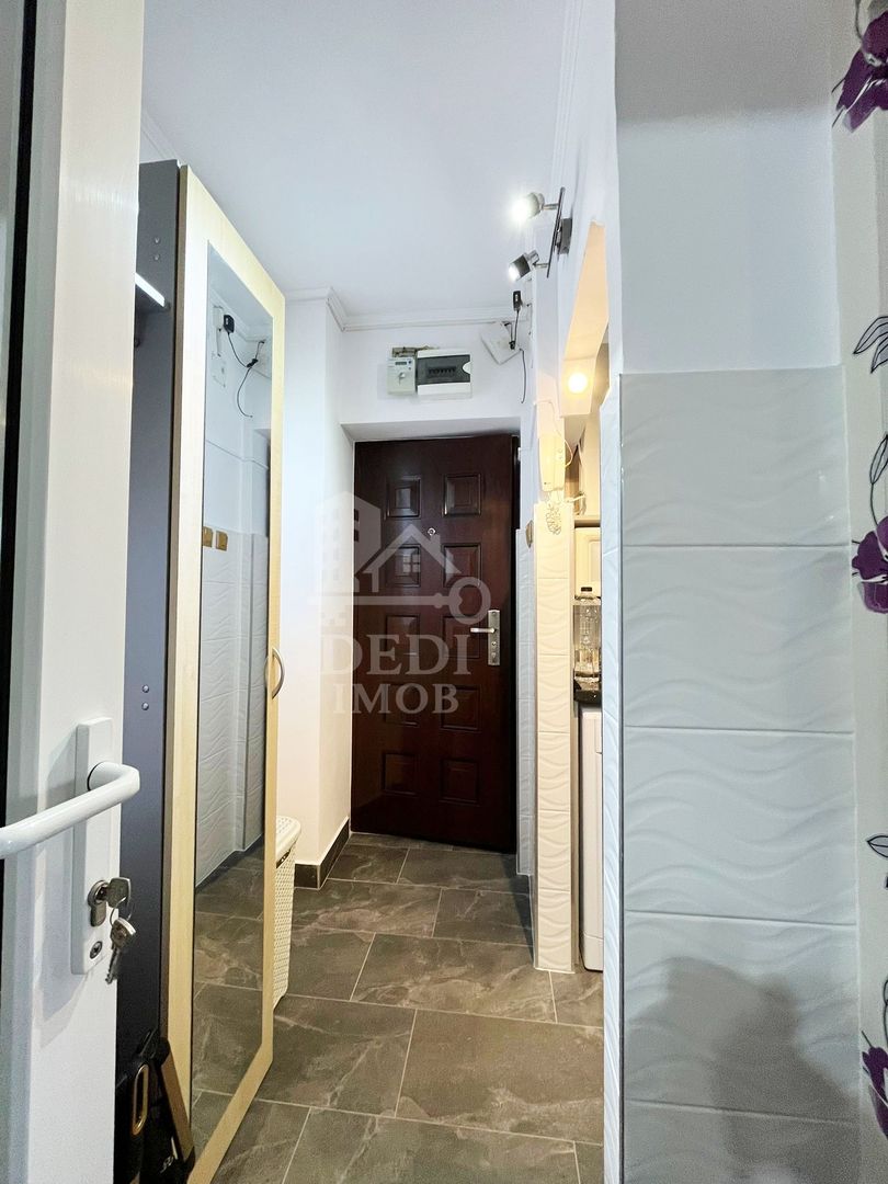 Apartament 1 camere de vânzare in zona Rogerius, Oradea - Poză 8