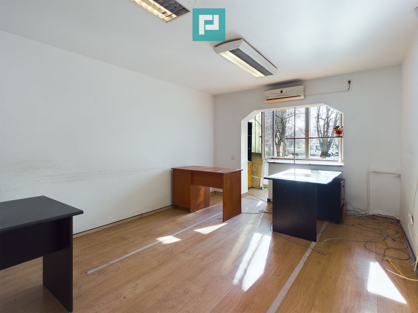 Apartament cu 3 camere decomandat zona Ramada - Poză 2