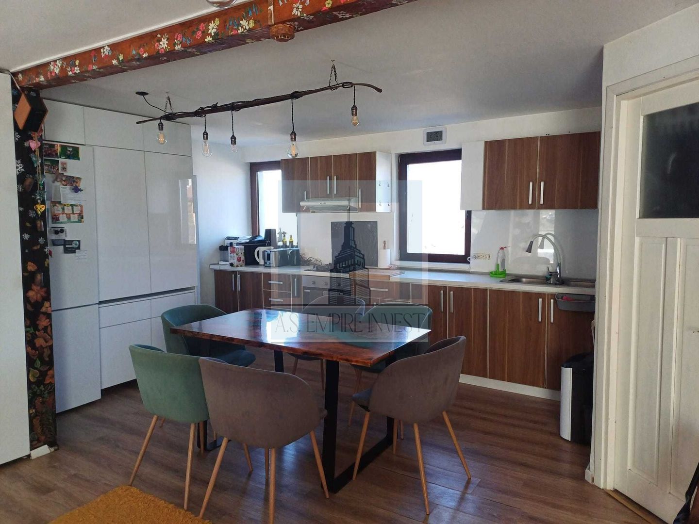 Vila/Casa de vanzare in zona linistita/ Sacele - Poză 3