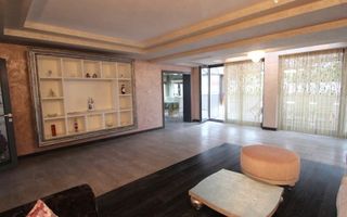 Casă / Vilă cu 7 camere în zona Lipovei - Poză 4