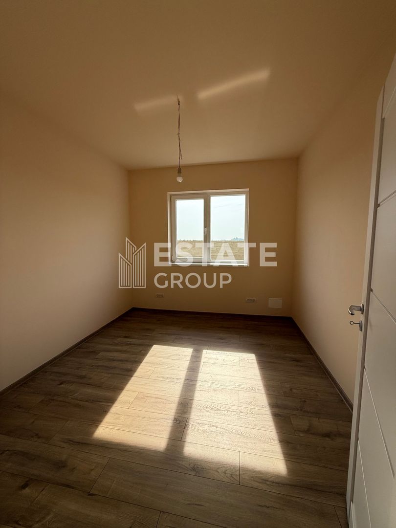 Casa individuala cu 4 camere in Mosnita Noua - Poză 12