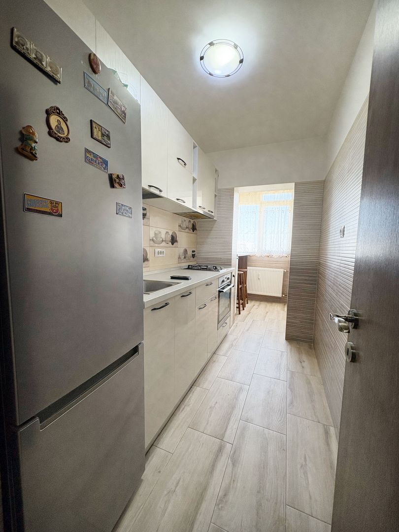 Garsonieră decomandata Titan – 1 Decembrie 1918, renovată, mobilata - Poză 8