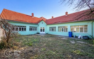 Casa cu 2 corpuri de cladire, Lipova - Poză 1