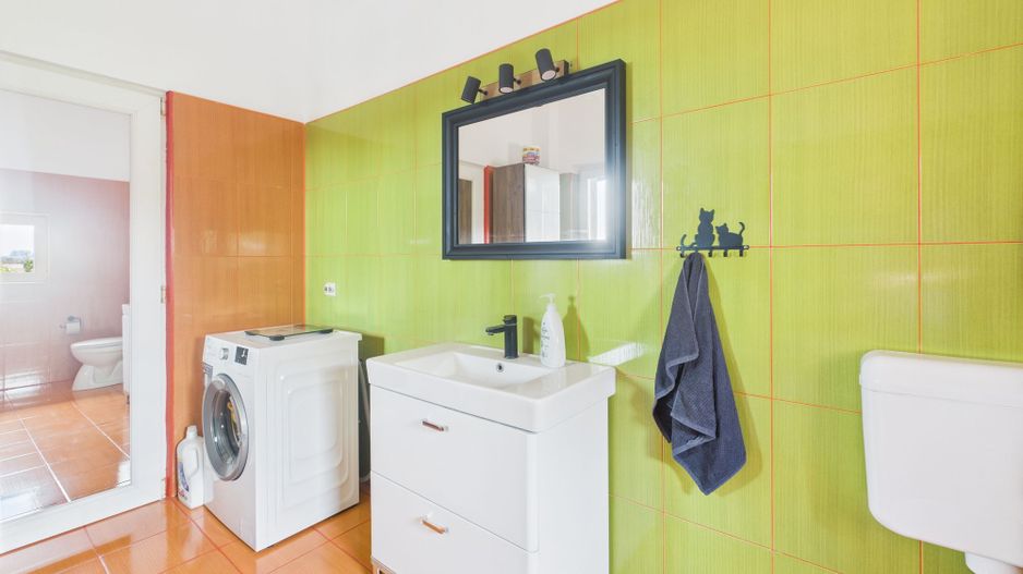 Apartament deosebit cu 3 camere , zona Fratelia - Poză 6