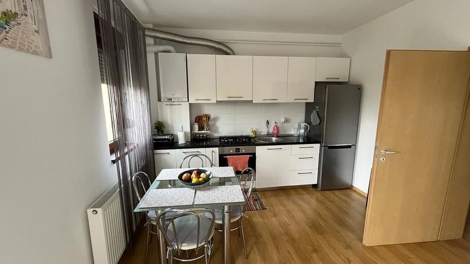 Apart bloc nou etaj 1, Complex -Judetean +loc parcare - Poză 15