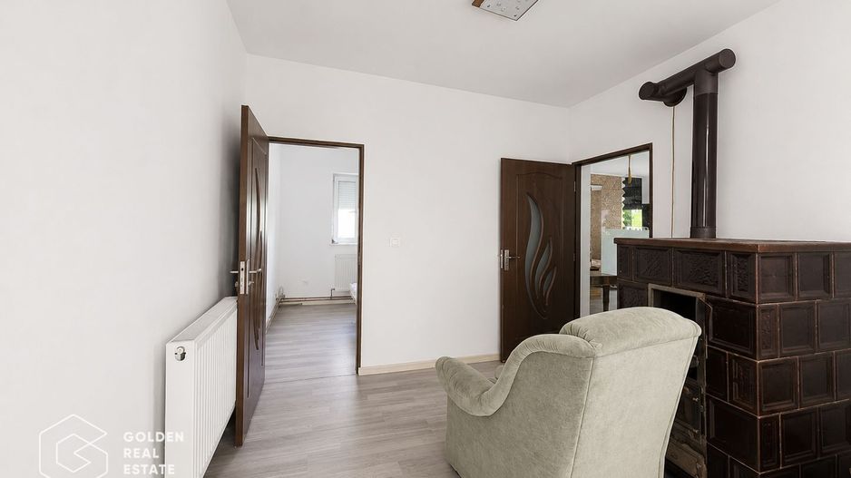 Casa cu teren de 1224 mp, localitatea Baratca - Poză 17