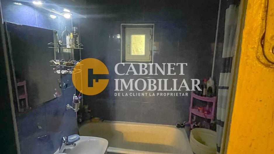 Apartament 4 camere decomandat - Poză 5