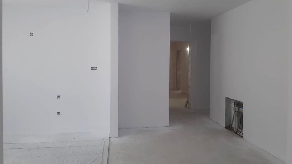 Apartament 3 camere 82 mp + 2 terase de 24 mp zona rezidentiala aerisita - Poză 3