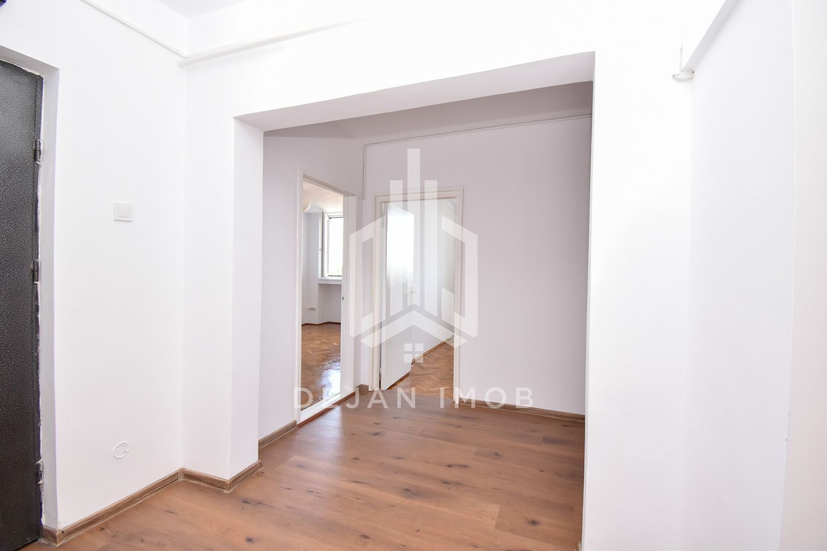 Apartament cu 3 camere | 67 mp | Zona Simeria - Poză 9