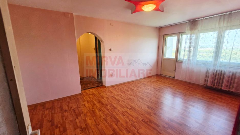 Apartament 2 camere de vanzare, Nord, bloc cu bulina - Poză 1