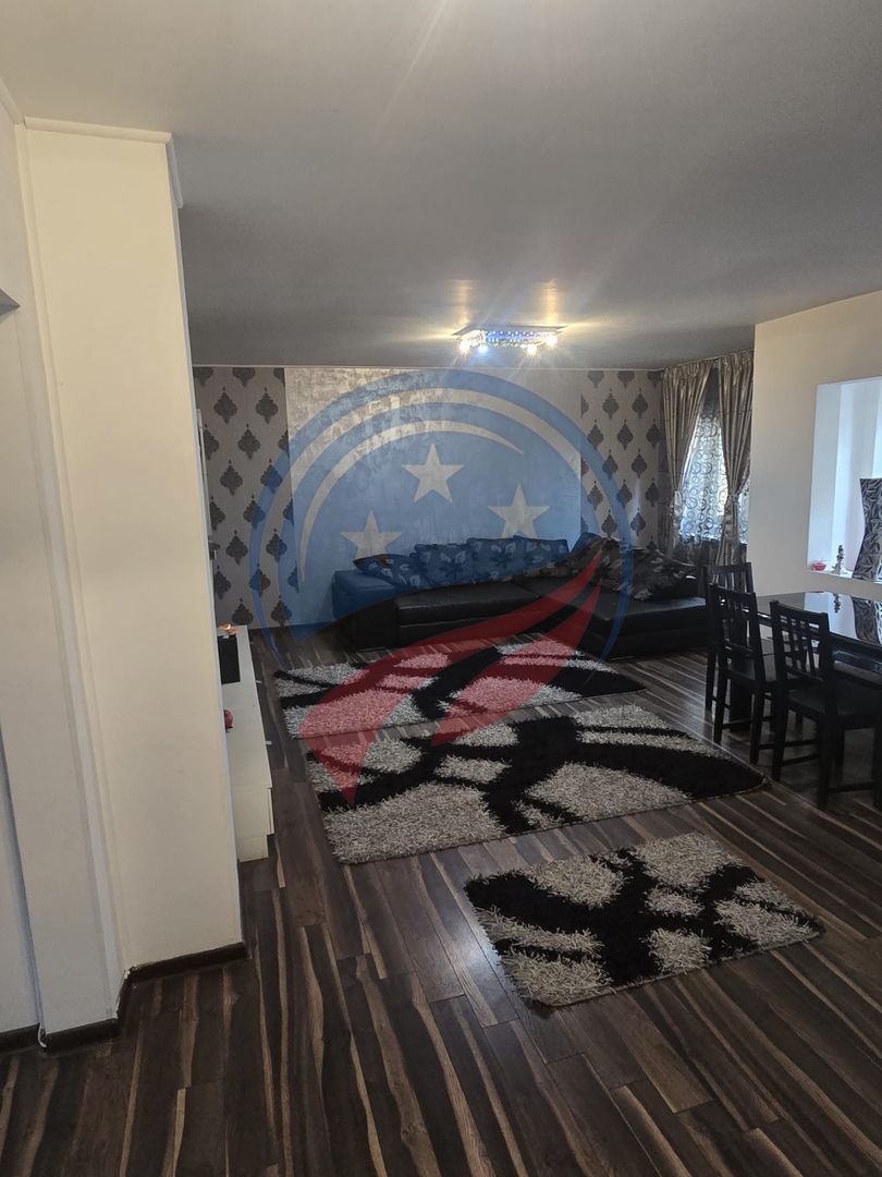 Apartament de vânzare 4 camere George Enescu - Poză 1