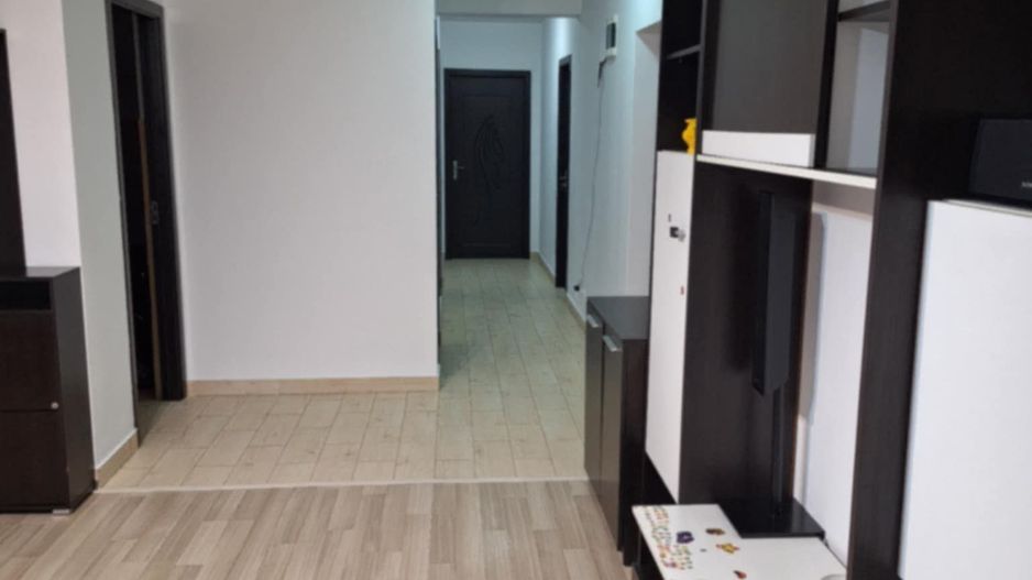 Apartament 3 Camere, 65 MP, Floresti, zona Poligonului - Poză 9