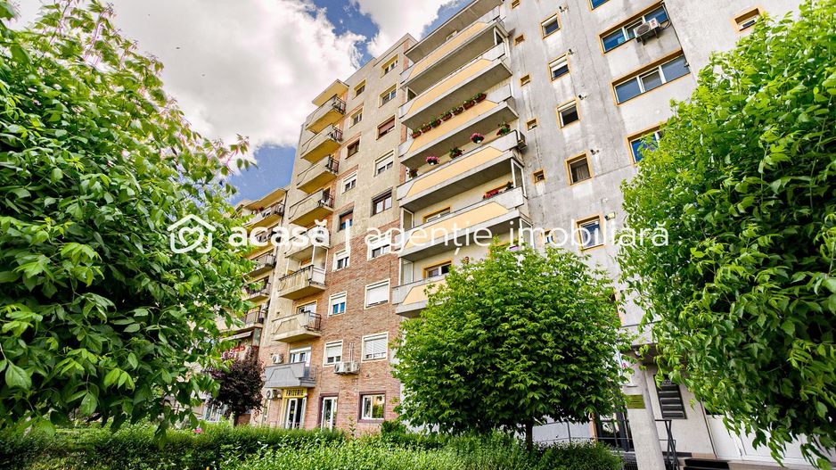 Apartament cu 2 camere decomandat zona Aurel Vlaicu - Poză 1