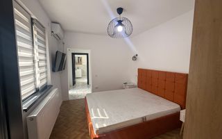 Garsoniera, ultracentral - 400 Euro - Poză 2