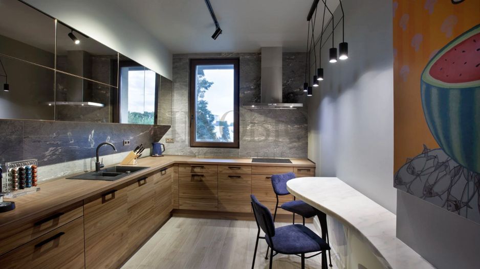 Full Service Apartment | 3 Bedrooms | Parking | Concierge - Poză 3