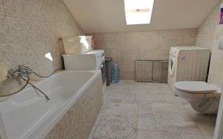 Apartament spațios cu 4 camere, mobilat, în Valea Aurie – 2 niveluri, 98 mp - Poză 4