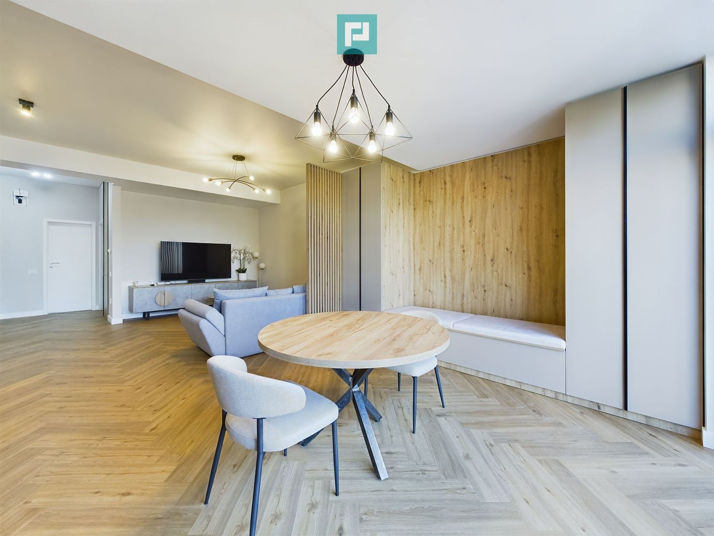 Apartament cu doua camere, Catted Family - Poză 5