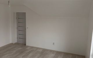 Popas Pacurari- 5 min de Atrium Garden- Vila 4 camere renovata ! - Poză 8