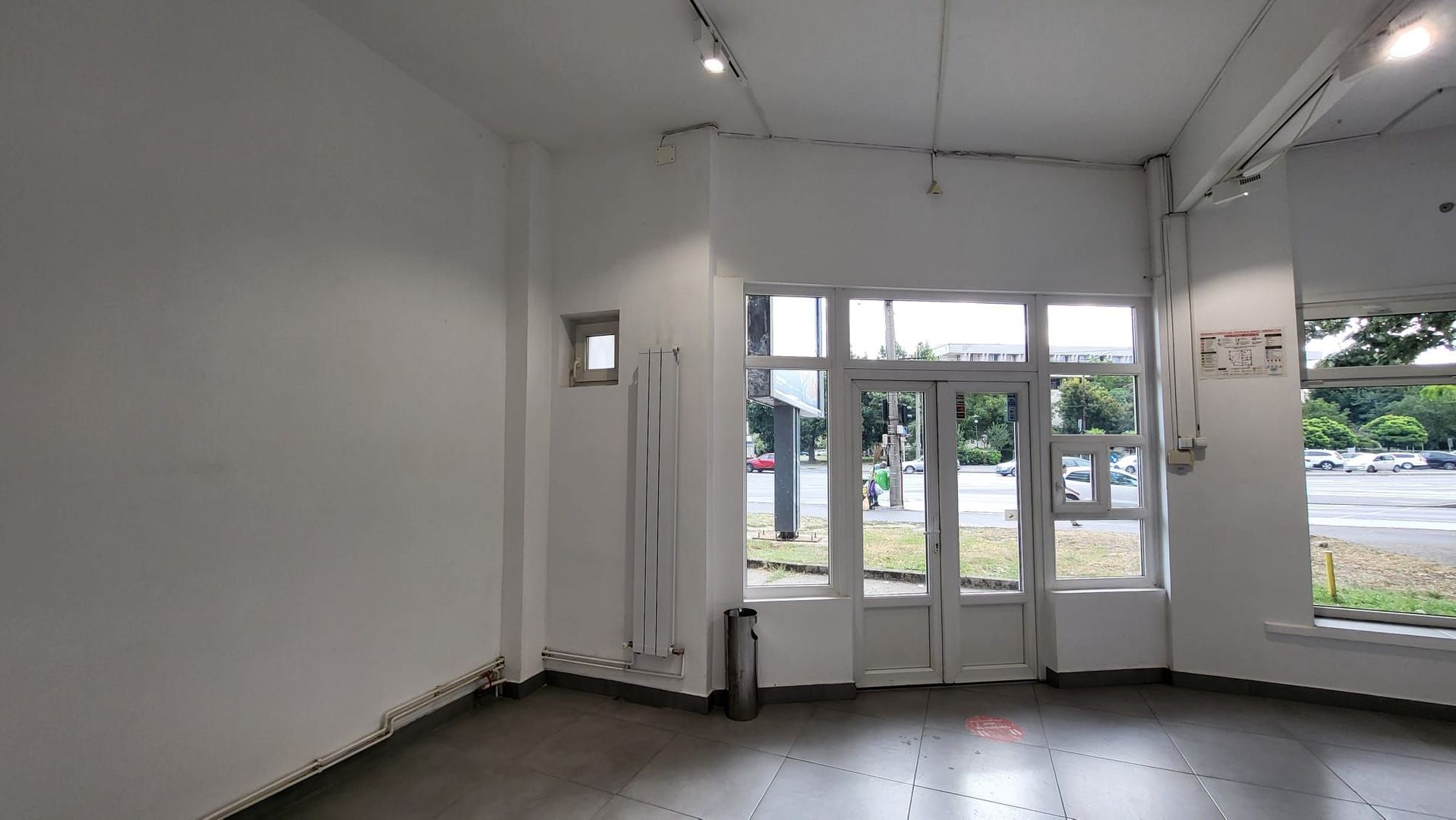 Spațiu comercial de 76 mp  în zona Spitalul Judetean - Poză 7